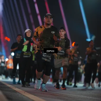 Runner Photo 6264104