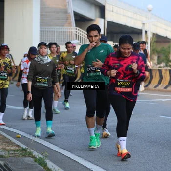 Runner Photo 6264106