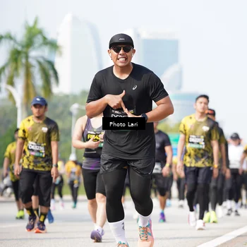 Runner Photo 6264132