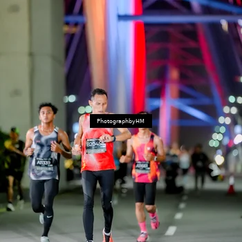 Runner Photo 6264190