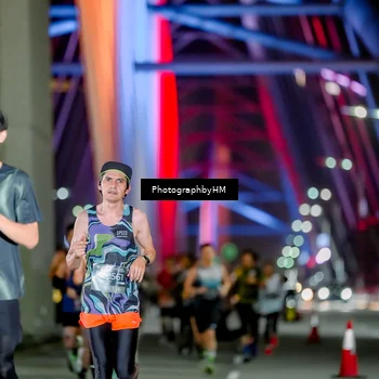 Runner Photo 6264192