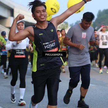 Runner Photo 6264238