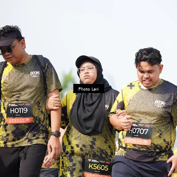 Runner Photo 6264255