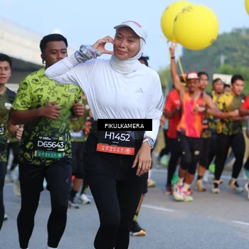 Runner Photo 6264263
