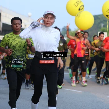 Runner Photo 6264267