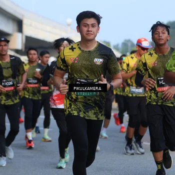 Runner Photo 6264270