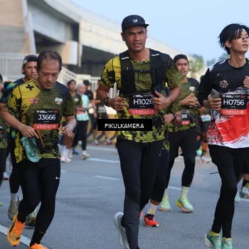 Runner Photo 6264304