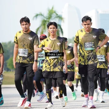 Runner Photo 6264351
