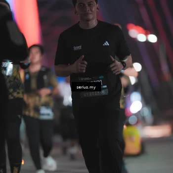 Runner Photo 6264378