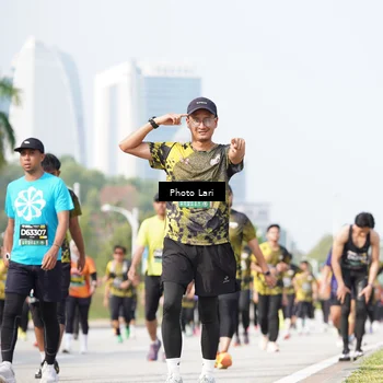 Runner Photo 6264443