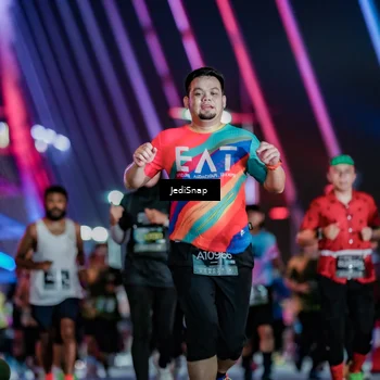 Runner Photo 6264504