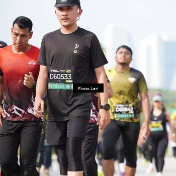 Runner Photo 6264551