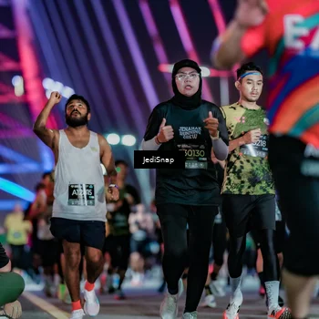 Runner Photo 6264565