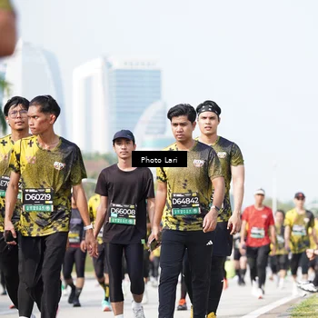Runner Photo 6264574