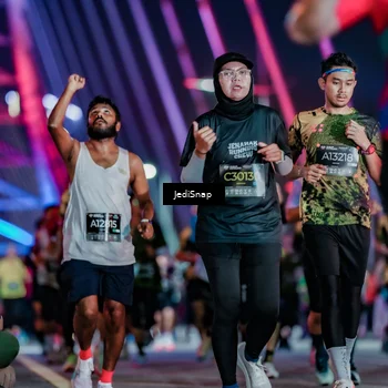 Runner Photo 6264633