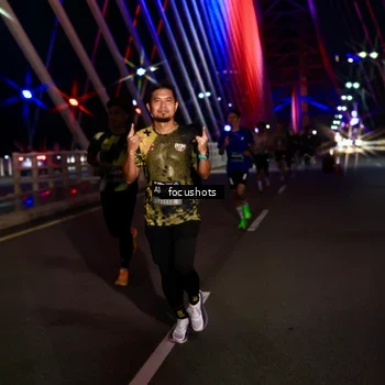 Runner Photo 6264704