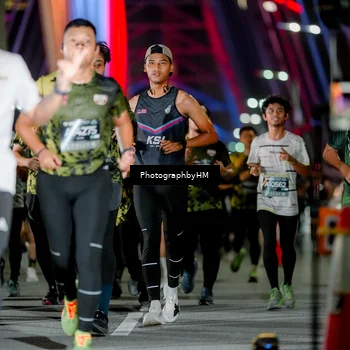 Runner Photo 6264775