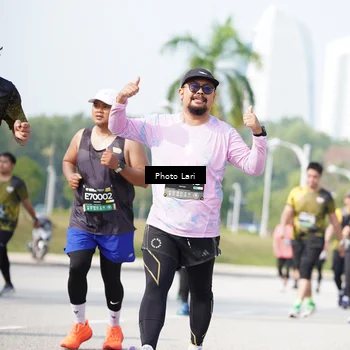 Runner Photo 6264846