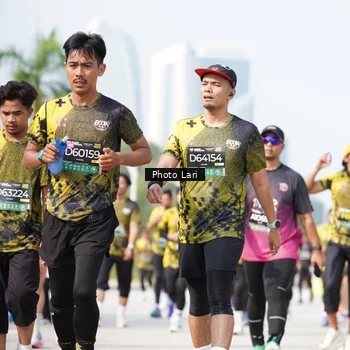 Runner Photo 6264914