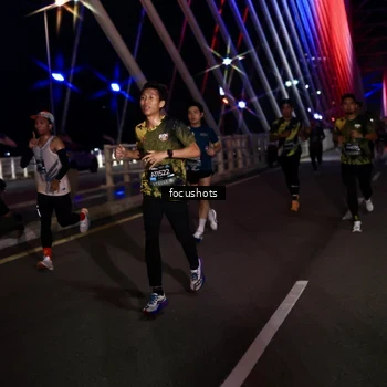 Runner Photo 6265019