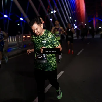 Runner Photo 6265062