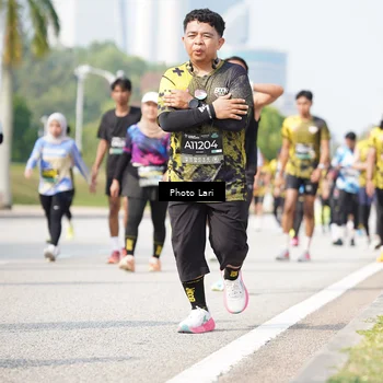 Runner Photo 6265077