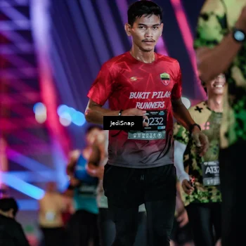 Runner Photo 6265081