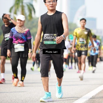 Runner Photo 6265092