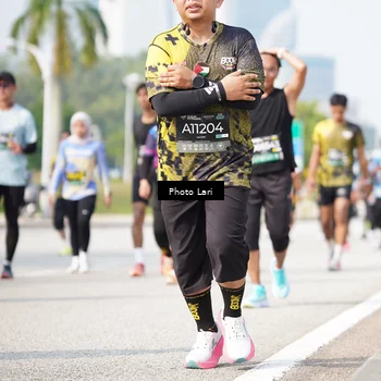 Runner Photo 6265095