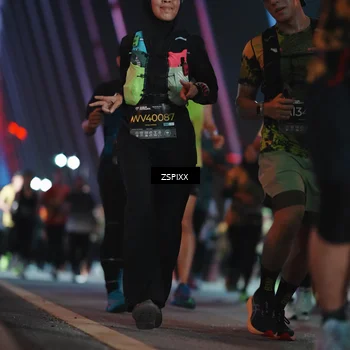Runner Photo 6265178
