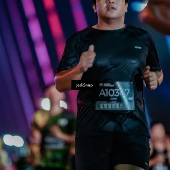 Runner Photo 6265341