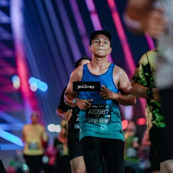 Runner Photo 6265367