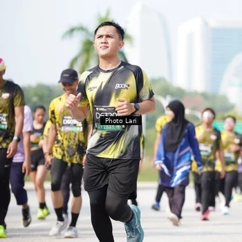 Runner Photo 6265455