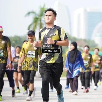 Runner Photo 6265460