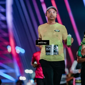 Runner Photo 6265783