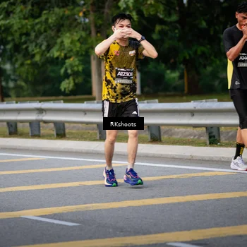 Runner Photo 6265855