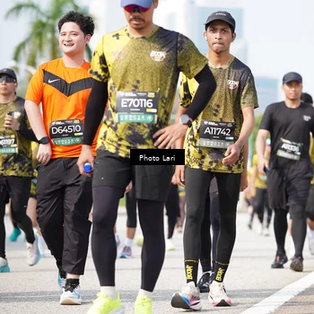 Runner Photo 6265870