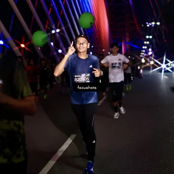 Runner Photo 6265905