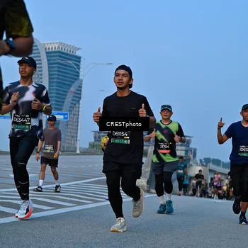 Runner Photo 6265913