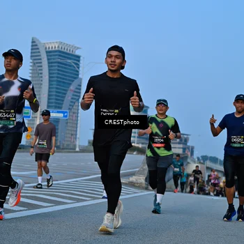 Runner Photo 6265917