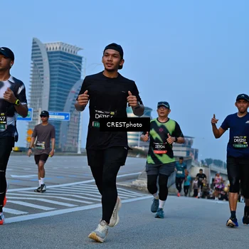 Runner Photo 6265926