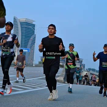 Runner Photo 6265928