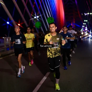 Runner Photo 6265943