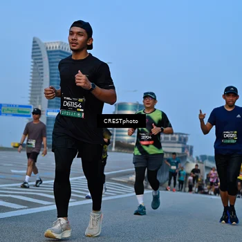 Runner Photo 6265948