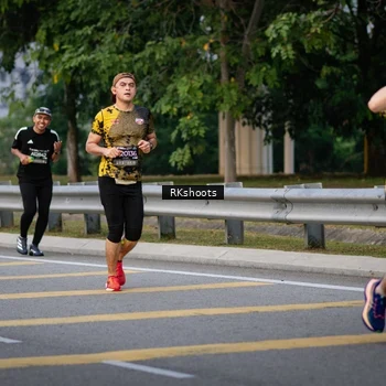 Runner Photo 6265969
