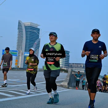 Runner Photo 6265988