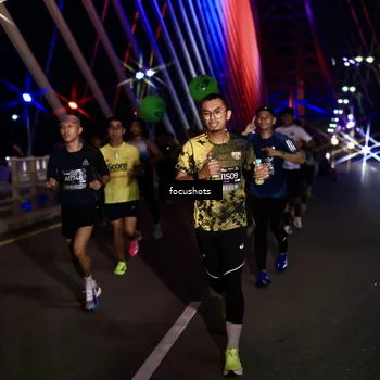Runner Photo 6265990
