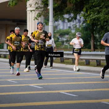 Runner Photo 6265995