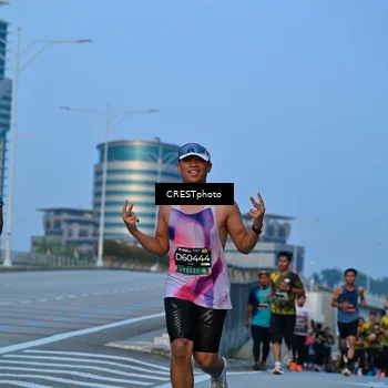 Runner Photo 6266018