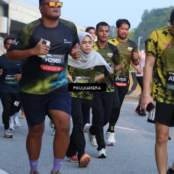 Runner Photo 6266040